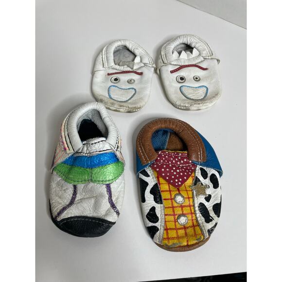 Hip Happ Leather Moccasins Toddler Size 5/6 Toy Story Forky Woodie Buzz - Picture 1 of 10
